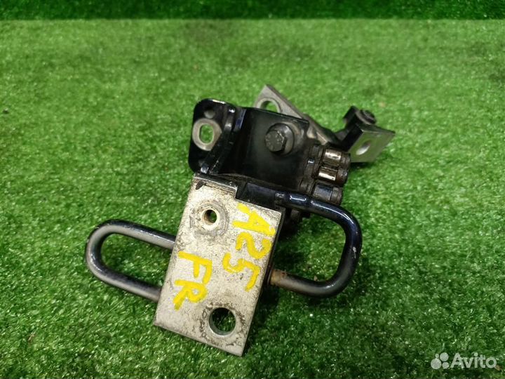 Петля передней правой двери (комплект) Audi A6 Al