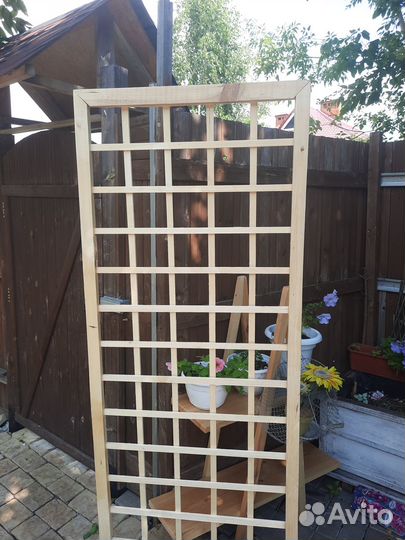 Шпалера деревянная