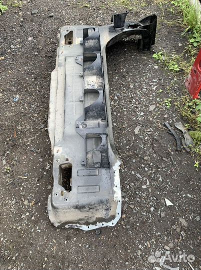 Панель задняя Ford Mondeo IV седан