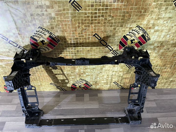 Панель передняя на Porsche Cayenne 9Y