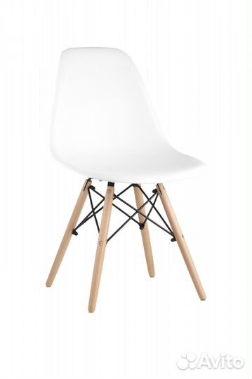 Комплект: обеденный стол и 4 стула