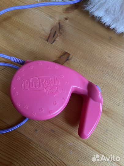 Интерактивная собака на поводке FurReal Friends