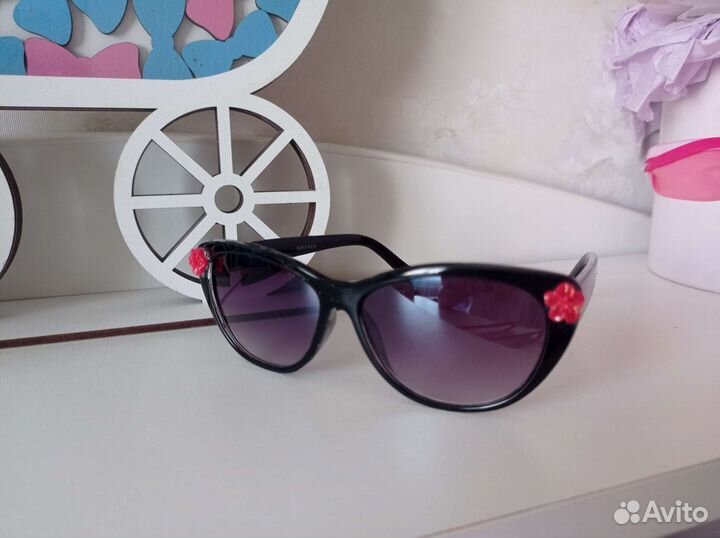 Солнцезащитные очки для девочки
