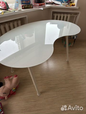 Стол со стеклянным верхом объявление продам