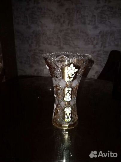 Ваза для цветов хрустальная