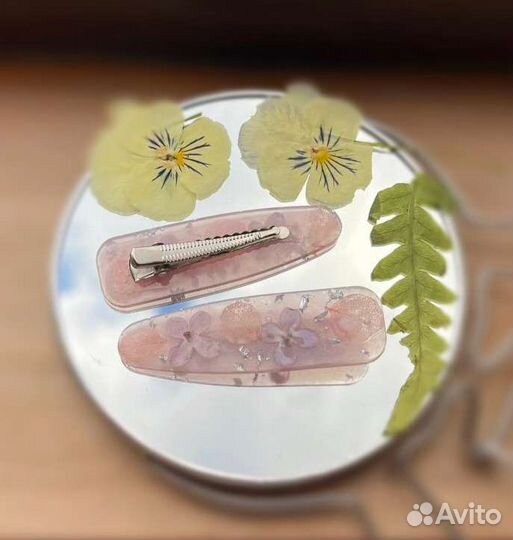 Заколки для волос из эпоксидки,ручная работа