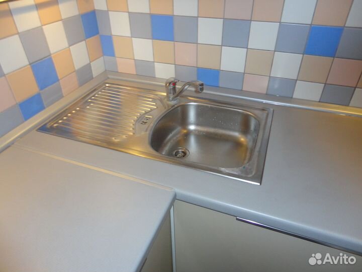 Ремонт кухонных гарнитуров, замена столешниц