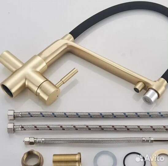 Смеситель для кухни фильтр с кнопкой золото