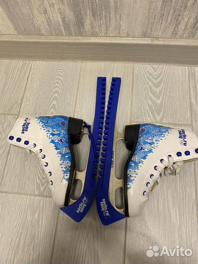 Коньки фигурные детские 31 размер