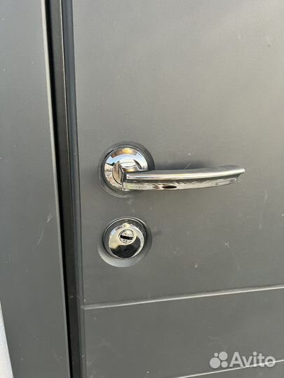 Входная дверь для улицы или квартиры 960 правая