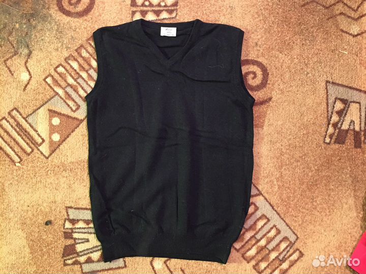 Жилетка для мальчика школьная 140