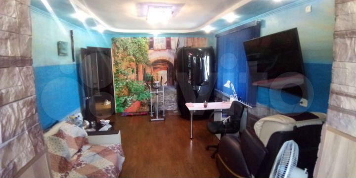 2-к. квартира, 48 м², 1/3 эт.