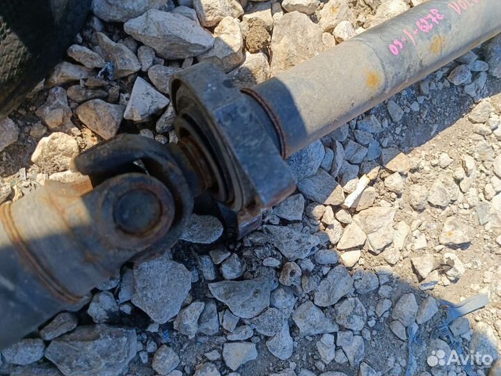 Карданный вал Volvo XC 70 2002 г