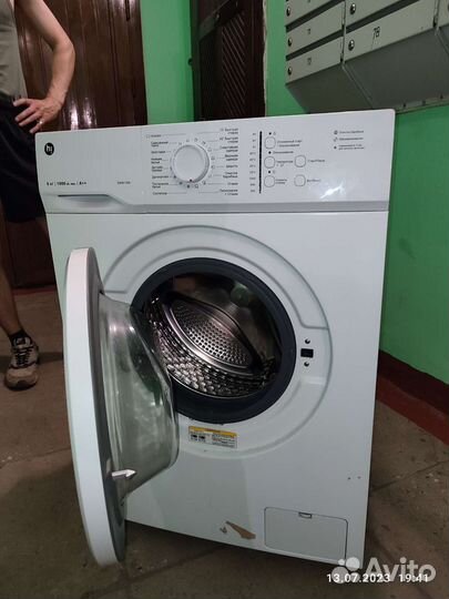 Стиральная машина Hi WM610W