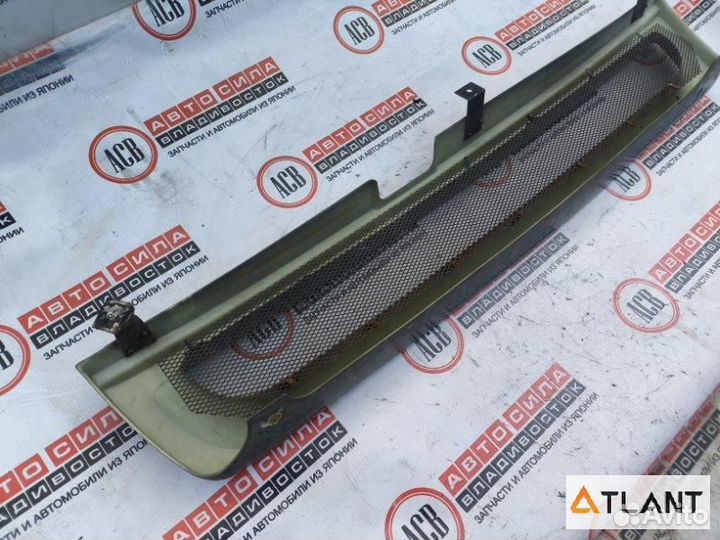 Решетка радиатора mazda bongo friendee