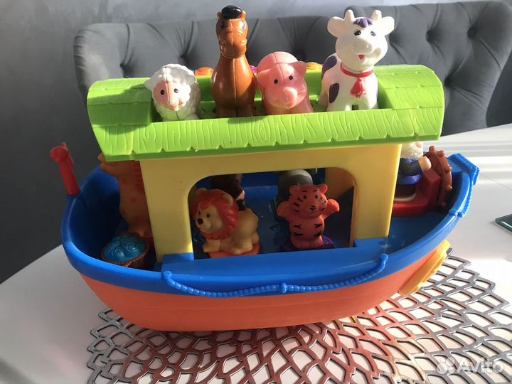 Ишрушки fisher price, little hero, kiddieland