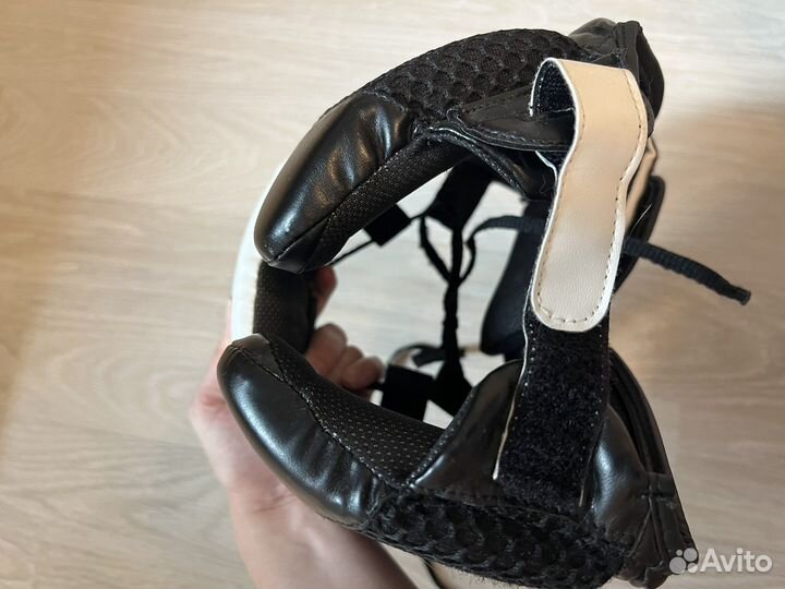 Шлем боксерский adidas hybrid 150