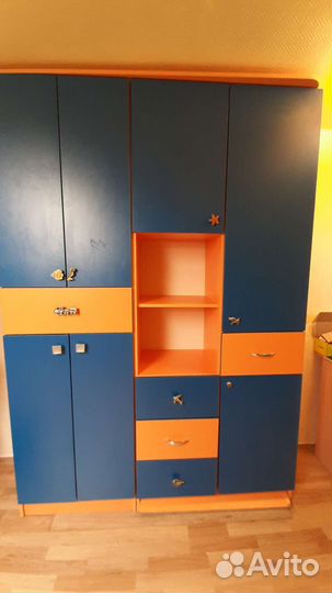 Шкаф в детскую