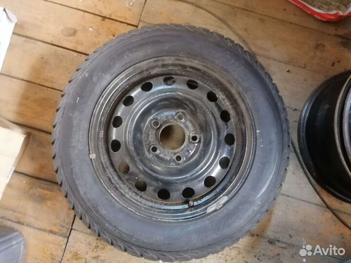 Sava Eskimo Stud 195/65 R15