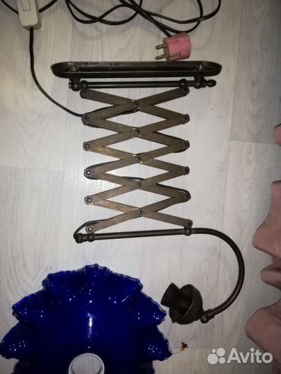 Светильник настенный складной