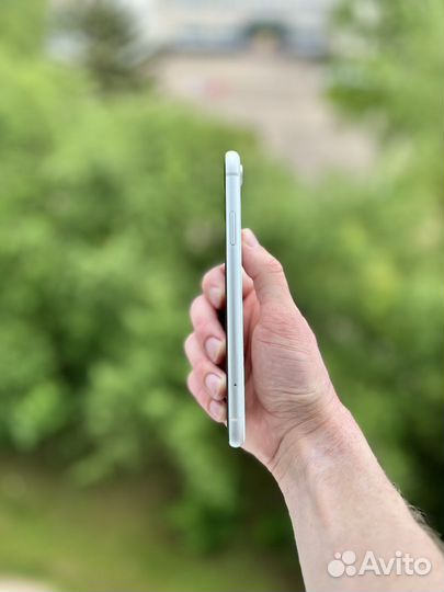 iPhone XR 64gb White (Отличный)