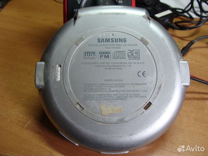 CD плеер Samsung MCD-HF200S