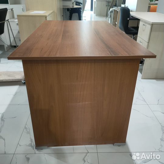 Стол прямой, стол офисный