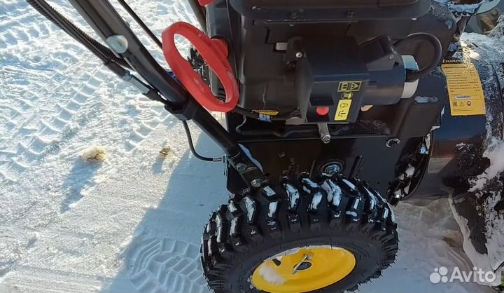 Снегоуборщик Champion ST 761