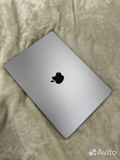 Apple macbook air 13 2022 m2