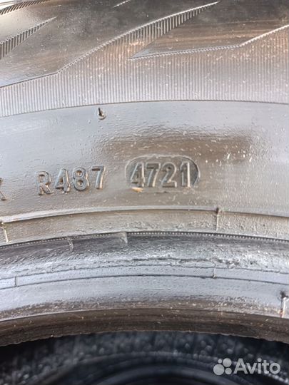 Pirelli Formula Ice 215/65 R16 98T