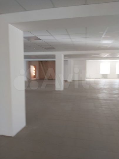 Свободного назначения, 680 м²