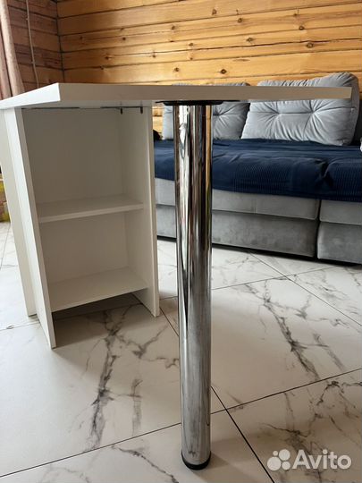 Стол для маникюра бу