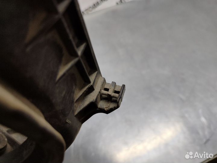 Корпус воздушного фильтра Toyota Camry SV30 1991 г