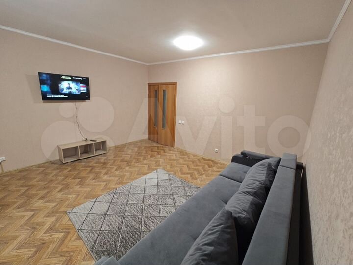 2-к. квартира, 52 м², 3/10 эт.