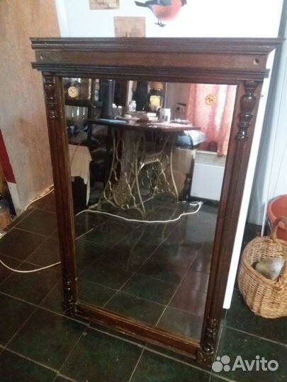 Антикварное зеркало