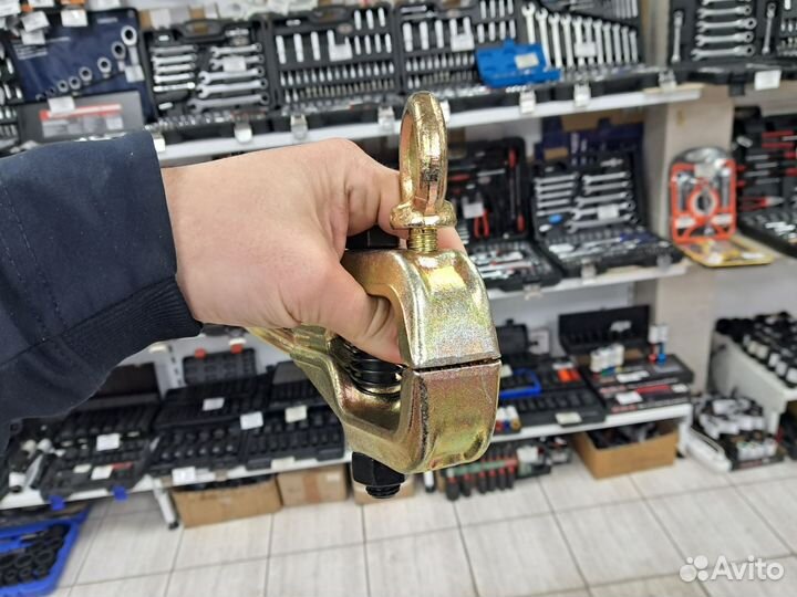 Захват для кузовных работ 3т. МАЯКАВТО