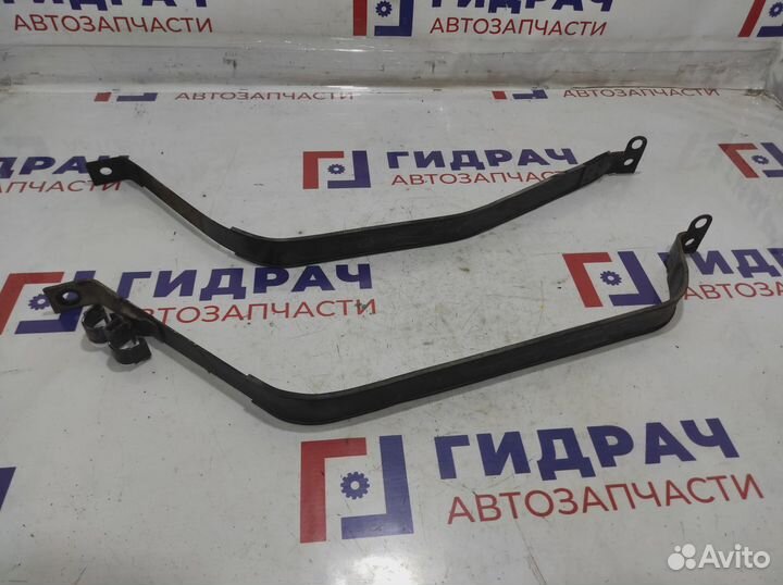 Лента крепления бензобака Kia Rio 3 31210-4L000. К