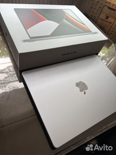 Macbook Pro 14 M1 Pro 16 512gb