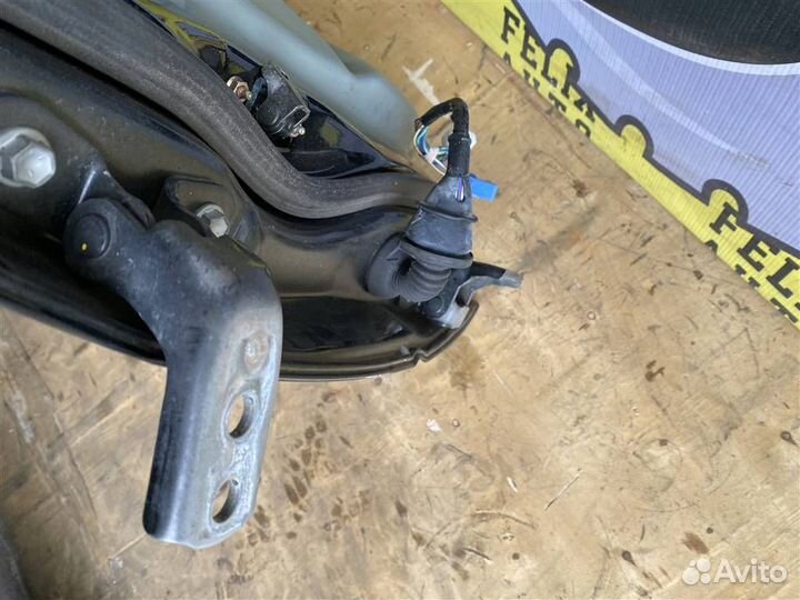 Дверь передняя правая Toyota Vista Ardeo (sv50) 1