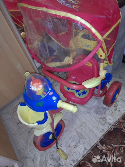 Детский велосипед трехколесный с ручкой