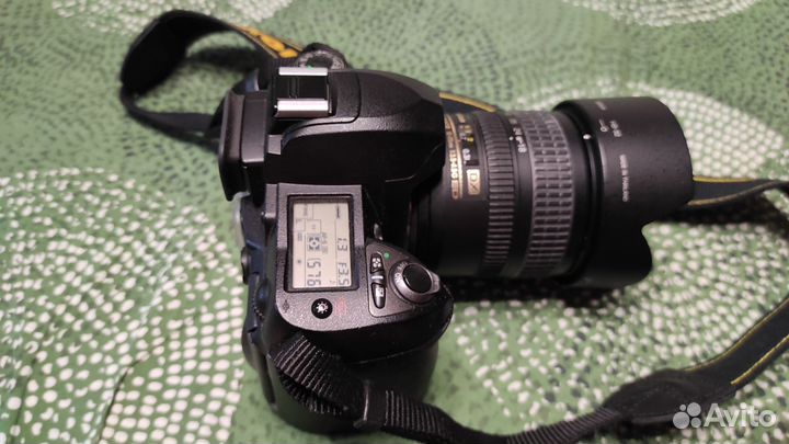 Зеркальный фотоаппарат Nikon D70s KIT