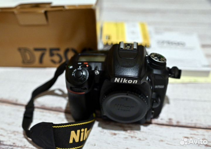 Nikon d7500