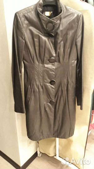 Кожаный плащ женский