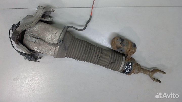 Амортизатор подвески Volkswagen Phaeton, 2004