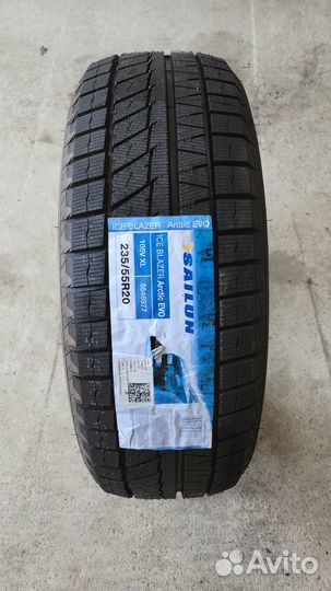Sailun Ice Blazer Alpine Evo 235/55 R20 105V