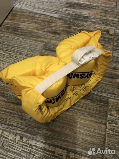 Жилет для плавания с нарукавниками не надувной