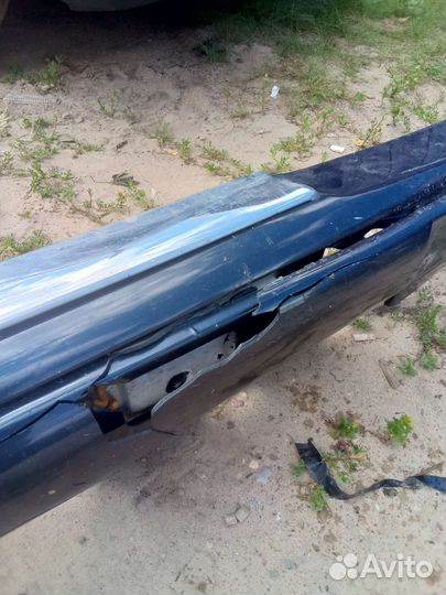 Передний бампер на Мерседес w210