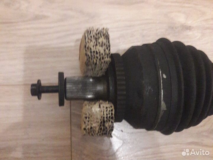 Привод передний левый volvo s80 T6 с 2003 - 2005