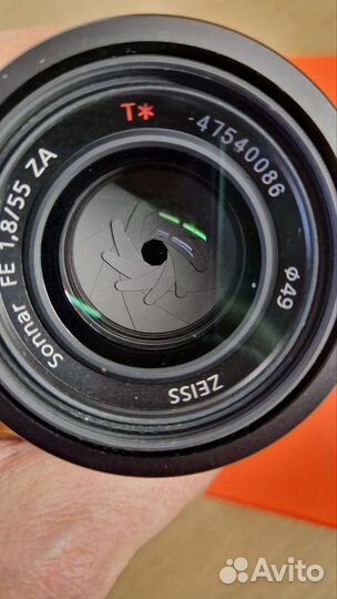 Объектив Sony FE Sonnar T*55mm f1.8