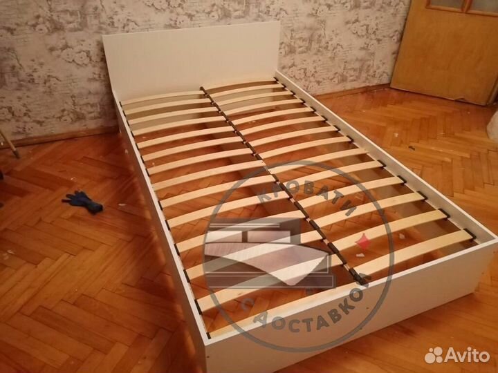 Кровать полутороспальная